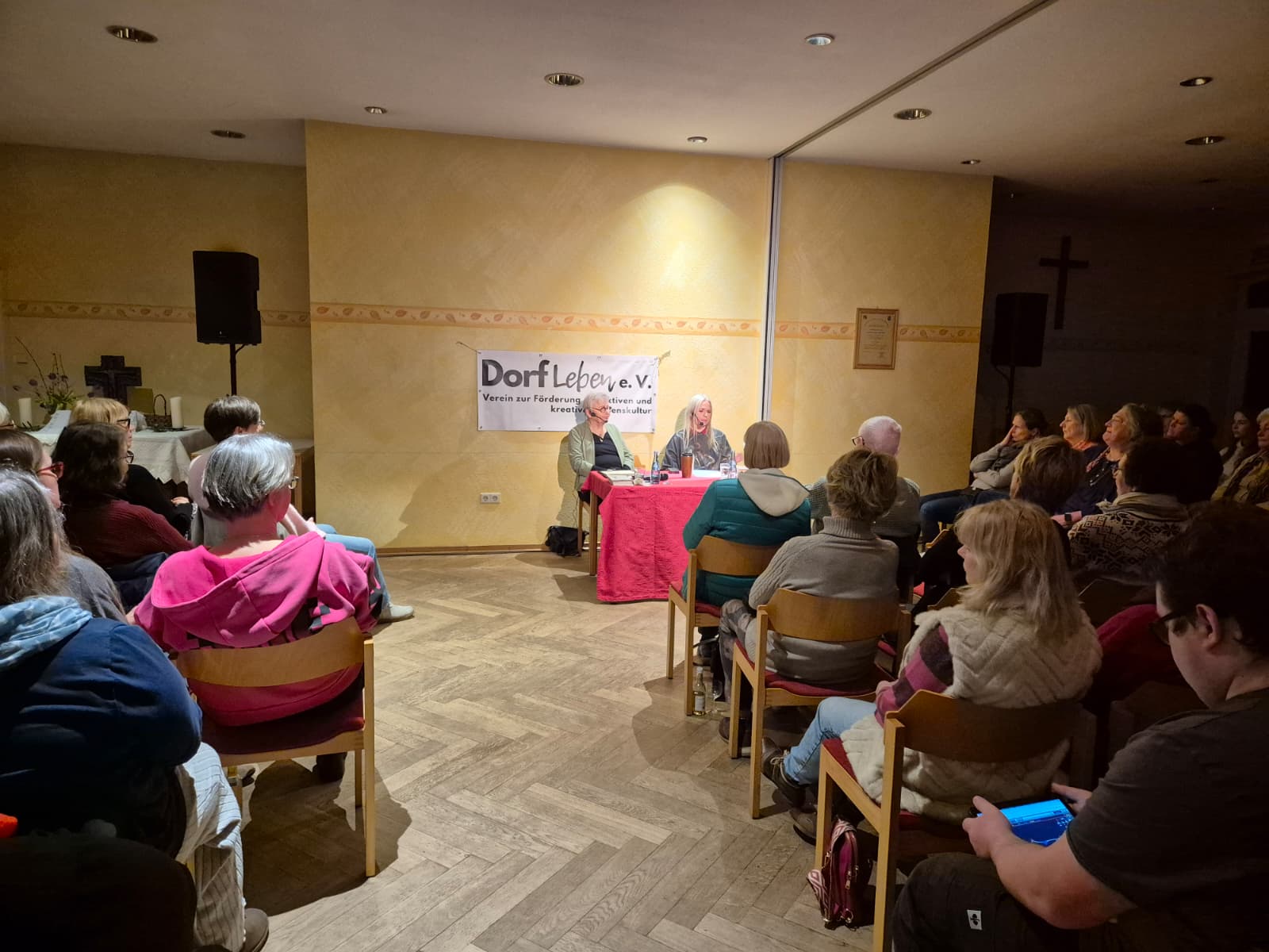 Unsere erste Autorenlesung mit Annette Hess